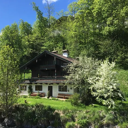 公寓式酒店 Am Zwoelferkogel 萨尔巴赫