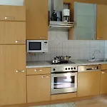 آم زولفيركوجيل شقة فندقية 2*