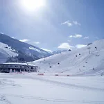 Aparthotel Am Zwölferkogel 2*