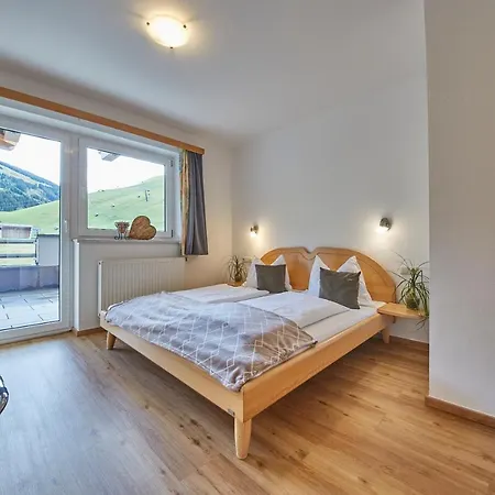 Am Zwoelferkogel 2* Saalbach-Hinterglemm