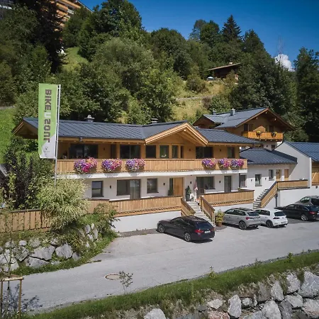 Am Zwoelferkogel Aparthotel 2*