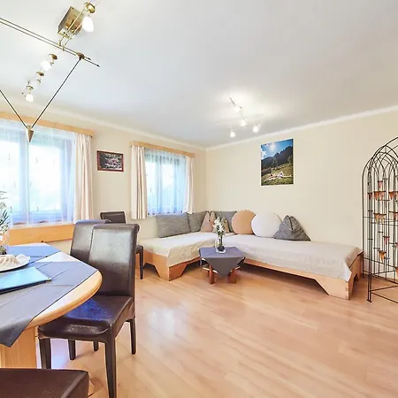 Am Zwoelferkogel Aparthotel 2*