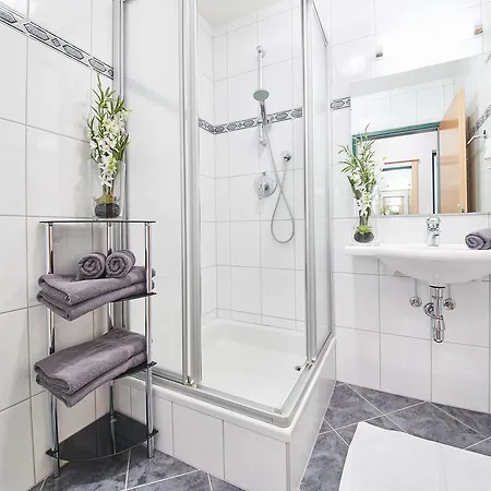 Am Zwölferkogel Aparthotel 2*