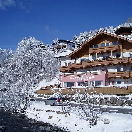 Am Zwölferkogel Aparthotel