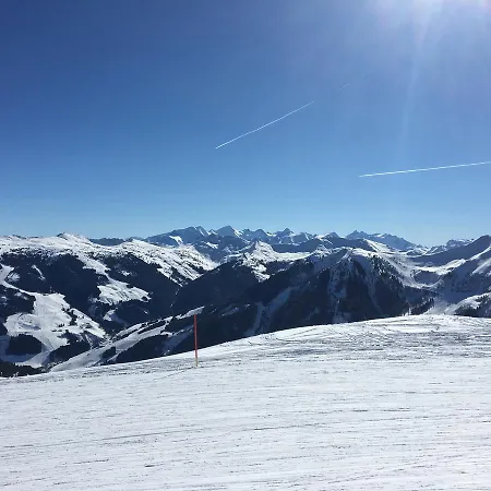 Am Zwoelferkogel Aparthotel 2*